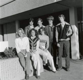 Learning Well - Tempe Daily News - Monday, February 27, 1978