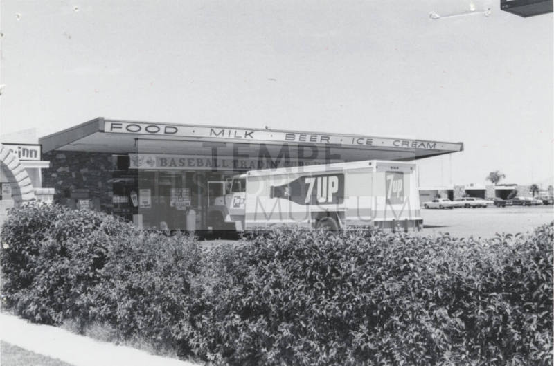 Seven Eleven Food Store - 2800 South Mill Avenue, Tempe, Arizona