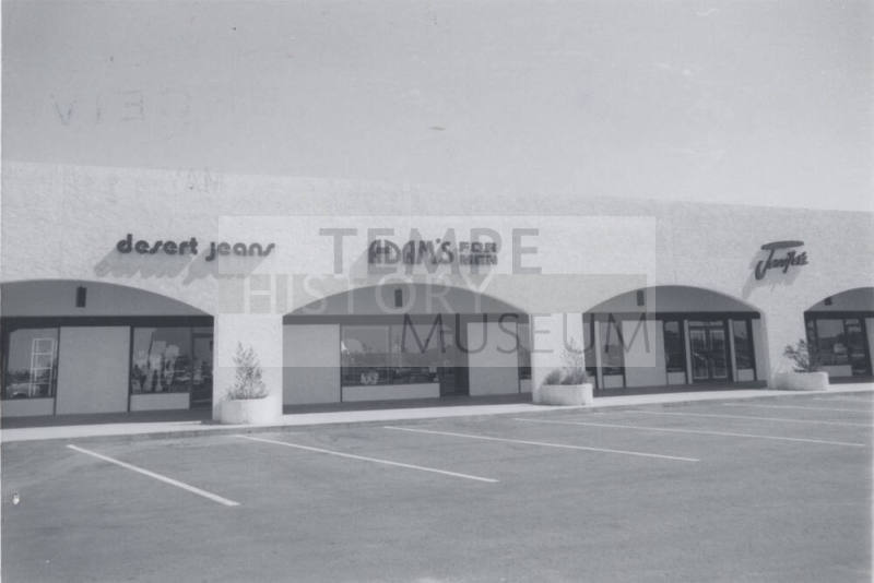 Desert Jeans - 3130 South Mill Avenue, Tempe, Arizona
