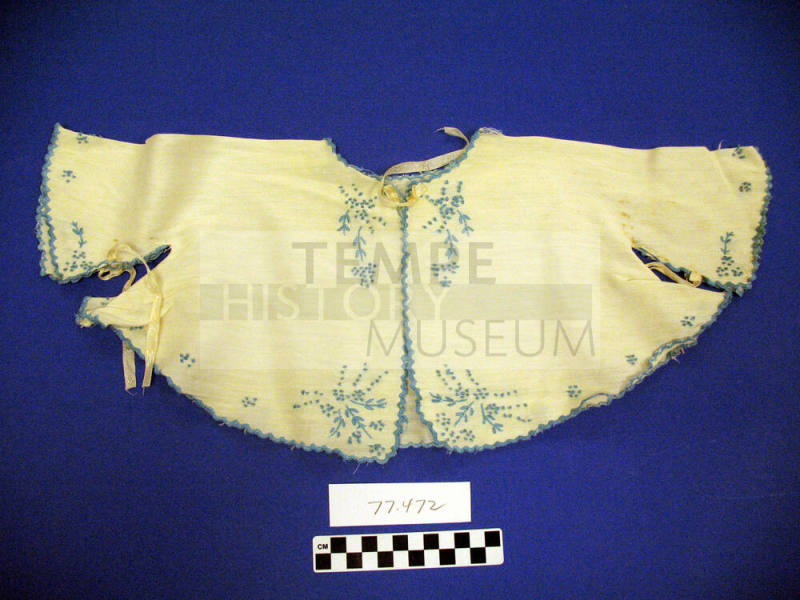 Sacque, Infants