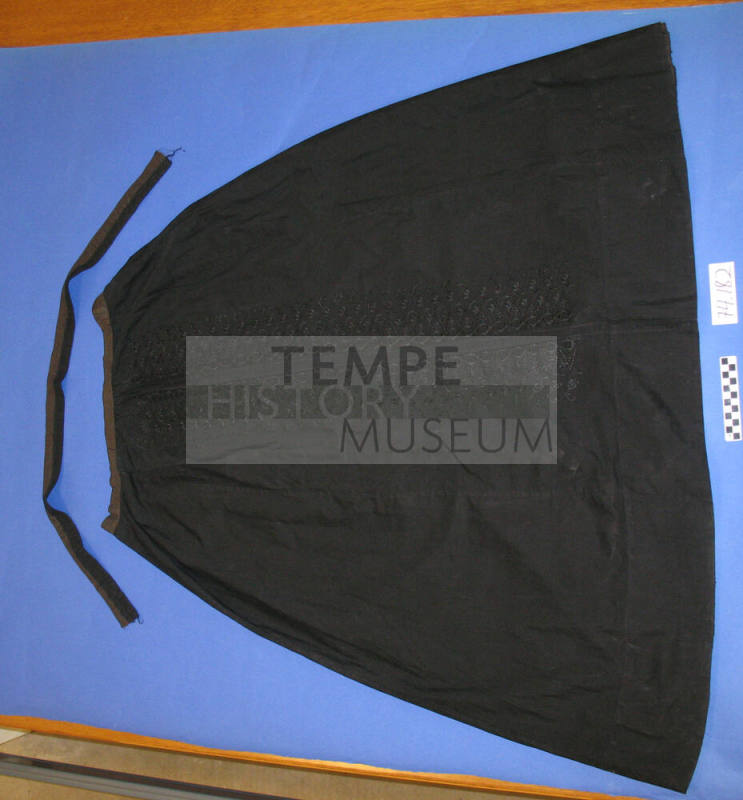 Black skirt and shirtwaist