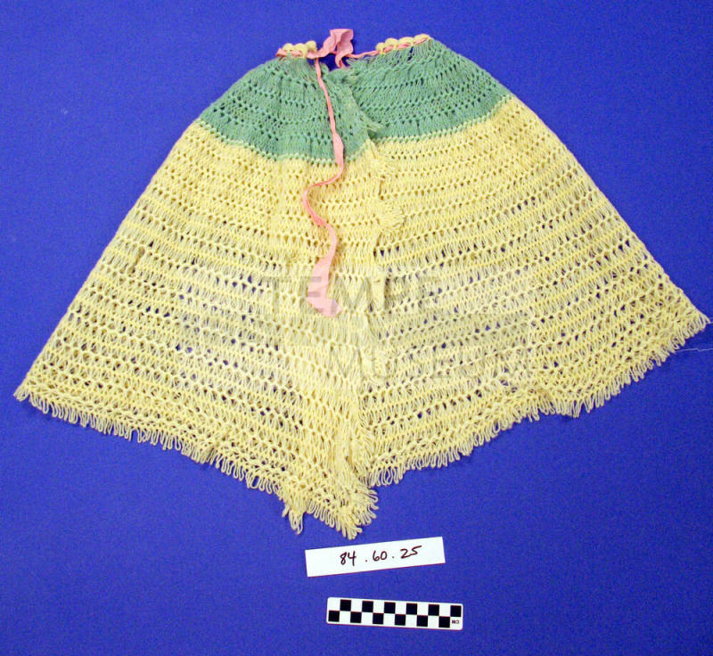 Knitted poncho, child's