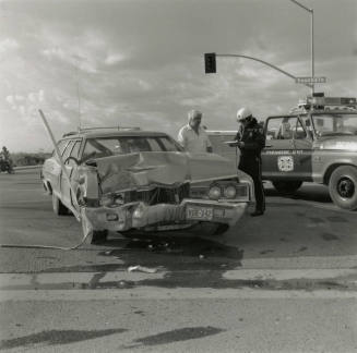 Unidentified Collision - Ford Thunderbird & Ford Station Wagon - (2 of  5)