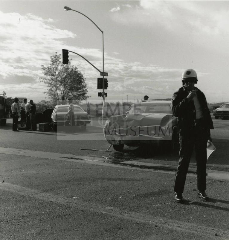 Unidentified Collision - Ford Thunderbird & Ford Station Wagon - (3 of  5)