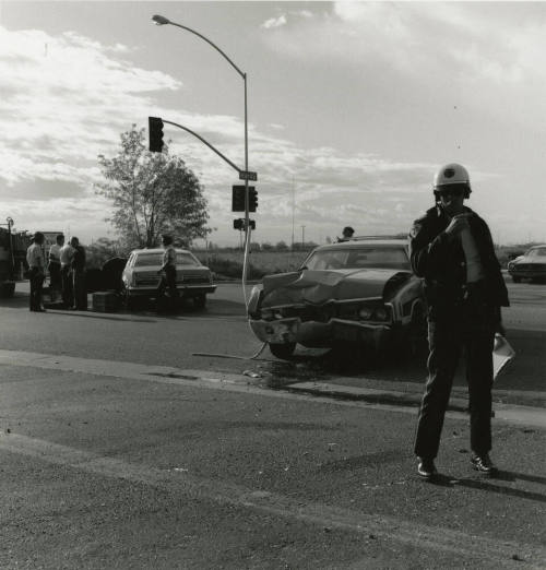 Unidentified Collision - Ford Thunderbird & Ford Station Wagon - (3 of  5)