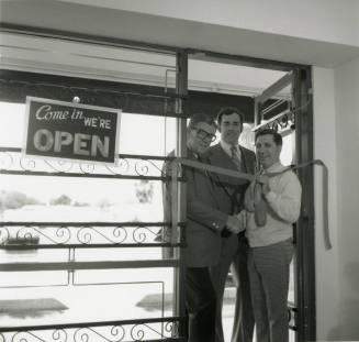 New 'Super Store' - Tempe Daily News - April 5, 1978