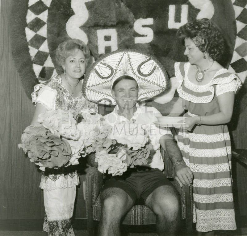 "Baile de las Flores" - Tempe Daily News - April 11, 1978 - (2 of 2)