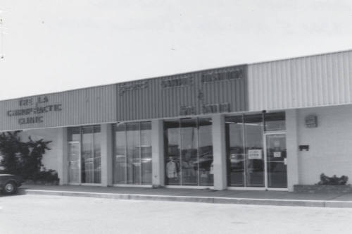 Jennie's Sample Fashion and Wig Salon - 3300 South Mill Avenue, Tempe, Arizona