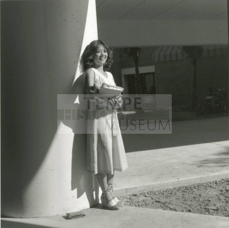 Hong Kong to Corona HS. - Tempe Daily News, April 14 1978