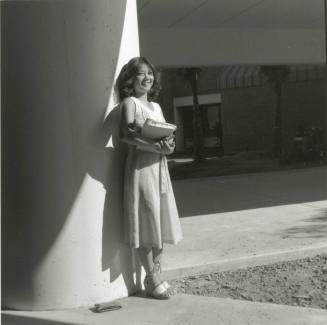 Hong Kong to Corona HS. - Tempe Daily News, April 14 1978