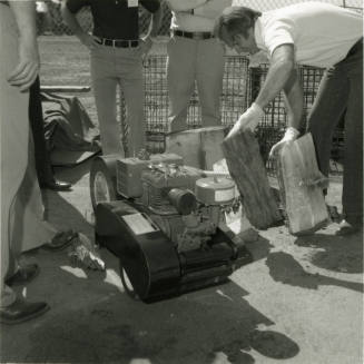 Paul Bunyan Displaced. - Tempe Daily News, April 18 1978