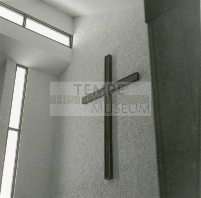 Cross Above. - Tempe Daily News, April 29 1978