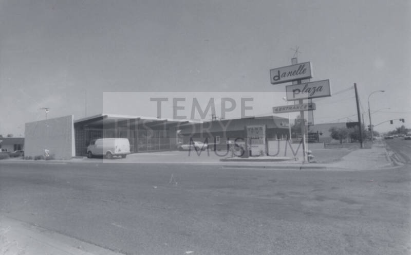 Van's Television Sales and Service - 3300 South Mill Avenue, Tempe, Arizona