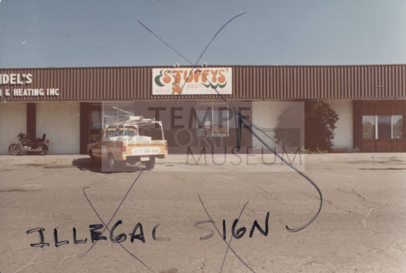 Stuffy's Pizza Parlor - 3300 South Mill Avenue, Tempe, Arizona
