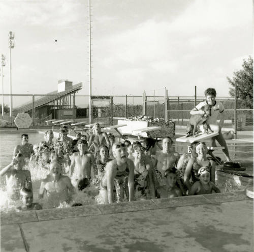 Team Effort. - Tempe Daily News, April 21 1978