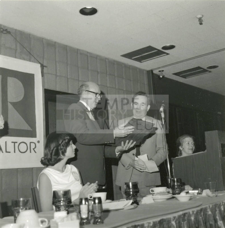 For Civic Service. - Tempe Daily News, April 22 1978