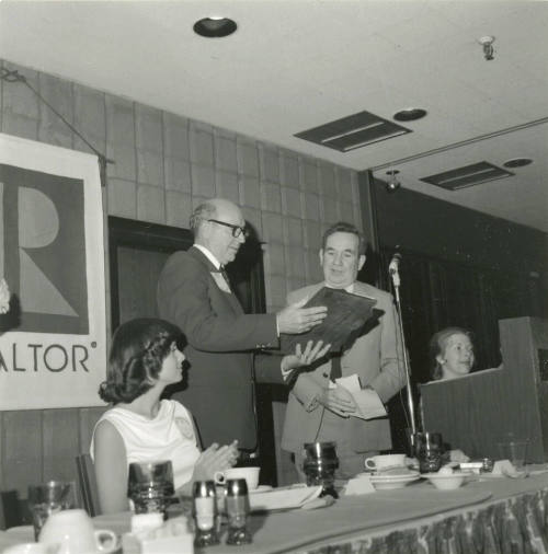For Civic Service. - Tempe Daily News, April 22 1978