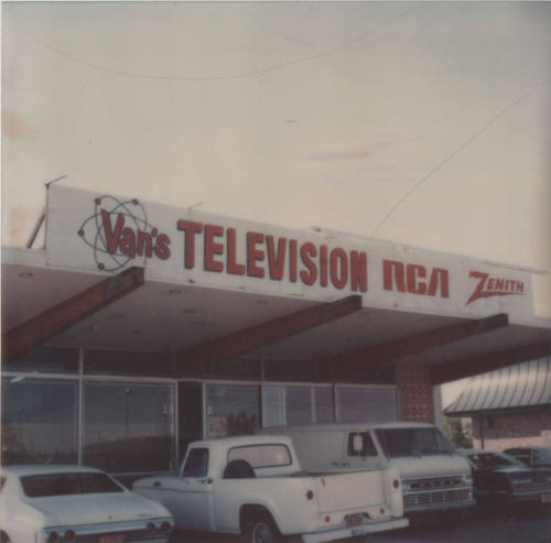 Van's Television Sales and Service - 3300 South Mill Avenue, Tempe, Arizona
