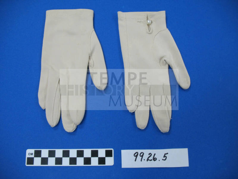 Ladies gloves