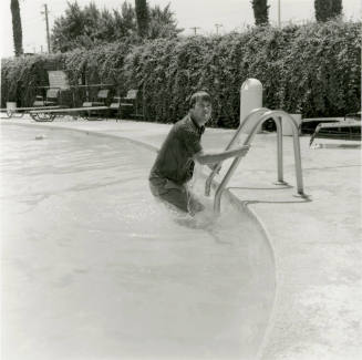 Rotary Club President Goes For Dip - Tempe Daily News 05/04/1978