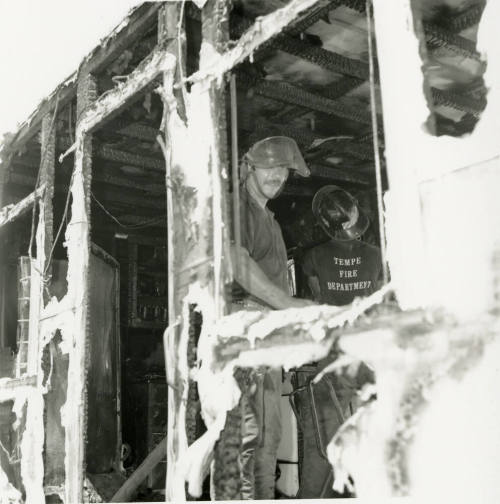 Trailer Destroyed In Fire - Tempe Daily News 05/05/1978
