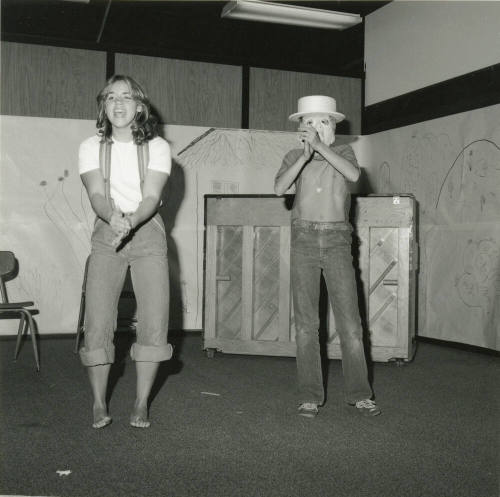 Students Produce Own... - Tempe Daily News, May 22 1978