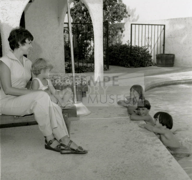 Pool Watch. - Tempe Daily News, May 25 1978