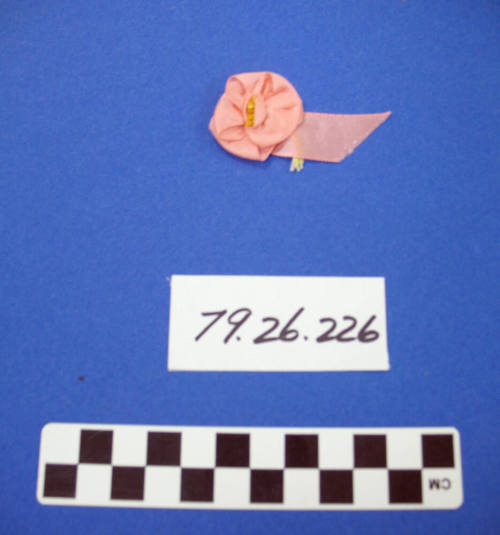 Ribbon Ornament