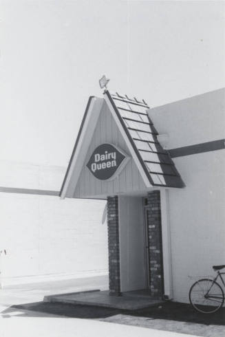 Dairy Queen Restaurant - 3420 South  Mill Avenue, Tempe, Arizona