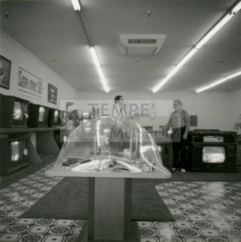 Unidentified Television / Electronics Store - 2 of 2