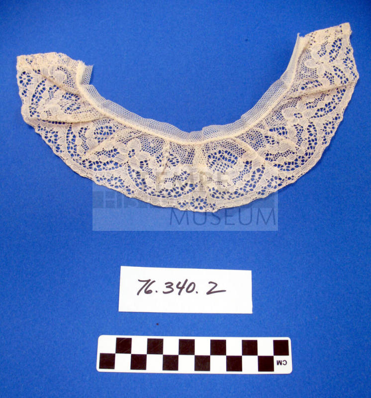 Ladies' dress cuff