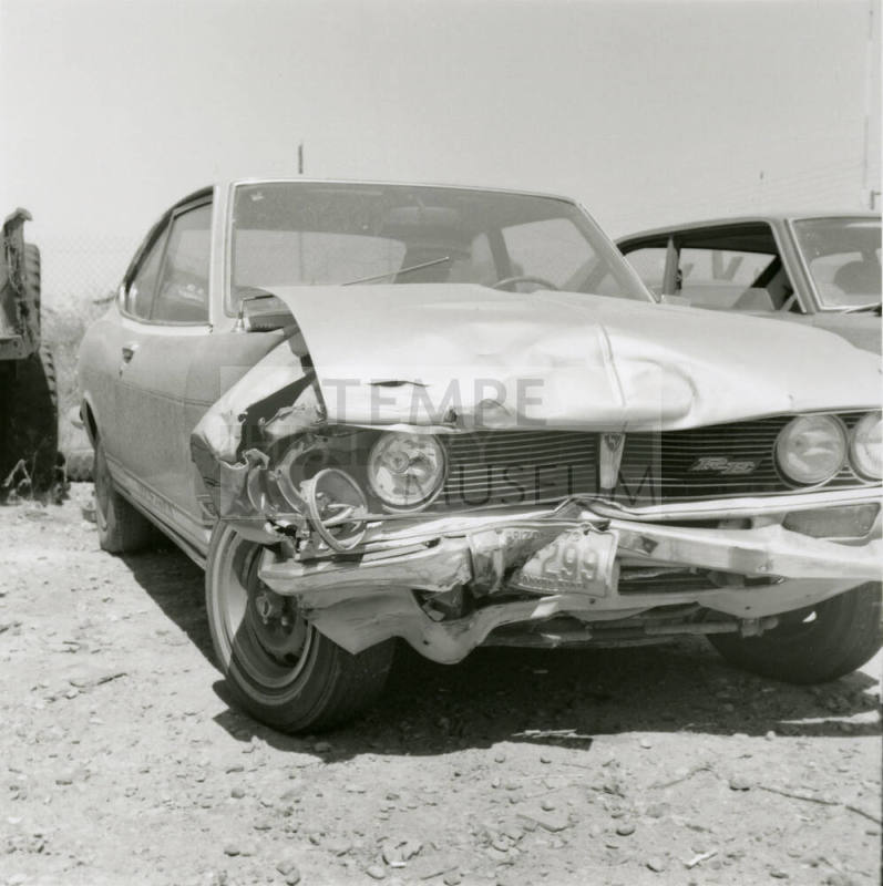 Unidentified Wrecked Mazda RE - 7 of 7