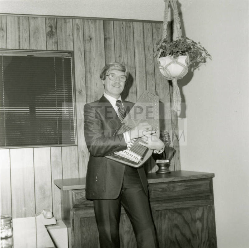 Reverend Likes New Congregation - Tempe Daily News - June 17, 1978