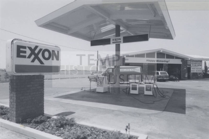 Exxon Gasoline Station - 5124 South Mill Avenue, Tempe, Arizona