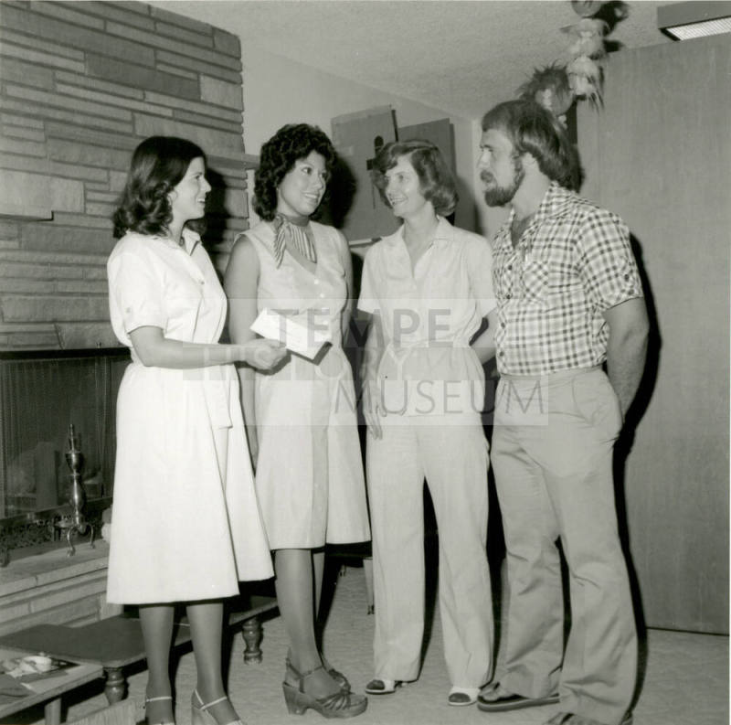 Six Hundred. - Tempe Daily News, June 23 1978