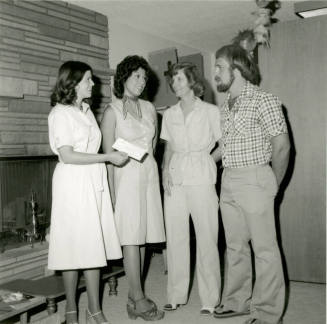Six Hundred. - Tempe Daily News, June 23 1978