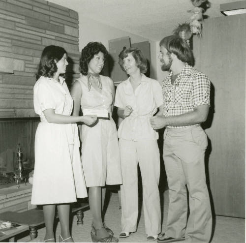 Six Hundred. - Tempe Daily News, June 23 1978