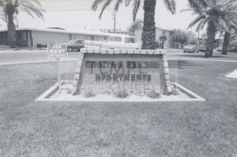 Casitas Del Sol Apartments - 417-23 South Mitchell Drive, Tempe, Arizona