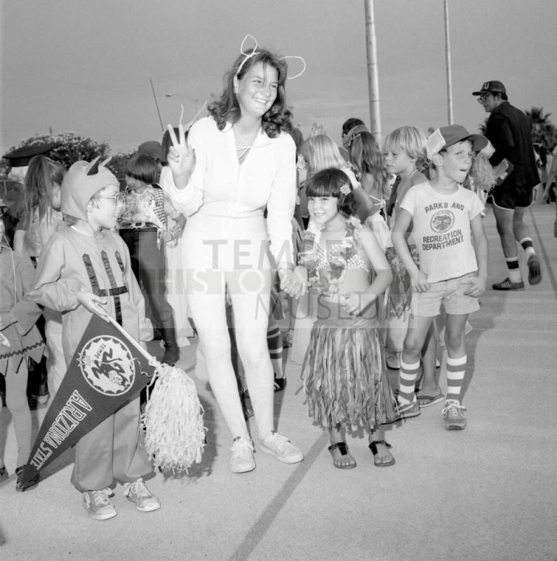 Sweet Leilani? -- Tempe Daily News, July 17, 1978
