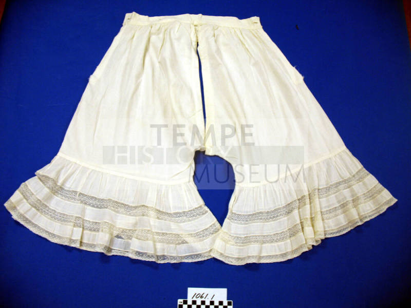 Bloomers, crotchless