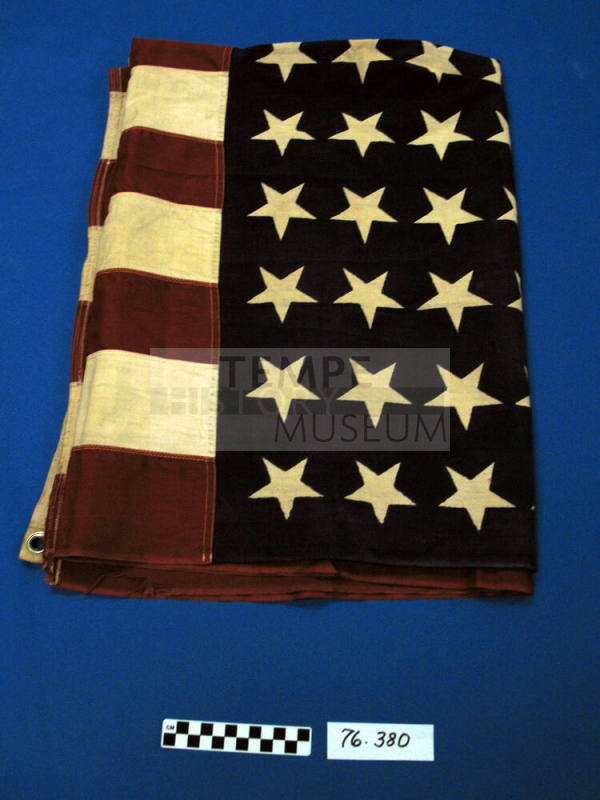 Flag, Us.