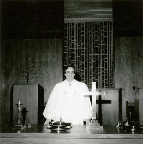 Community Christian Church Sanctuary - Tempe Daily News - July 29, 1978 - (2 of 2)