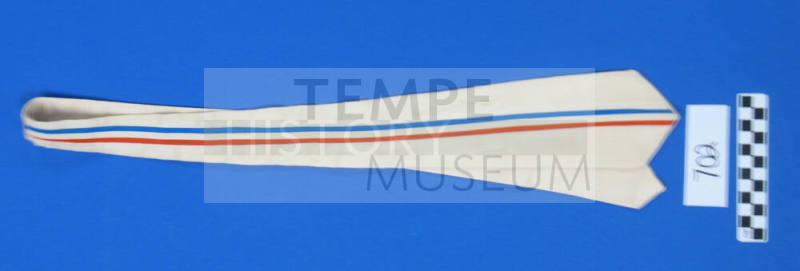 Mens' tie