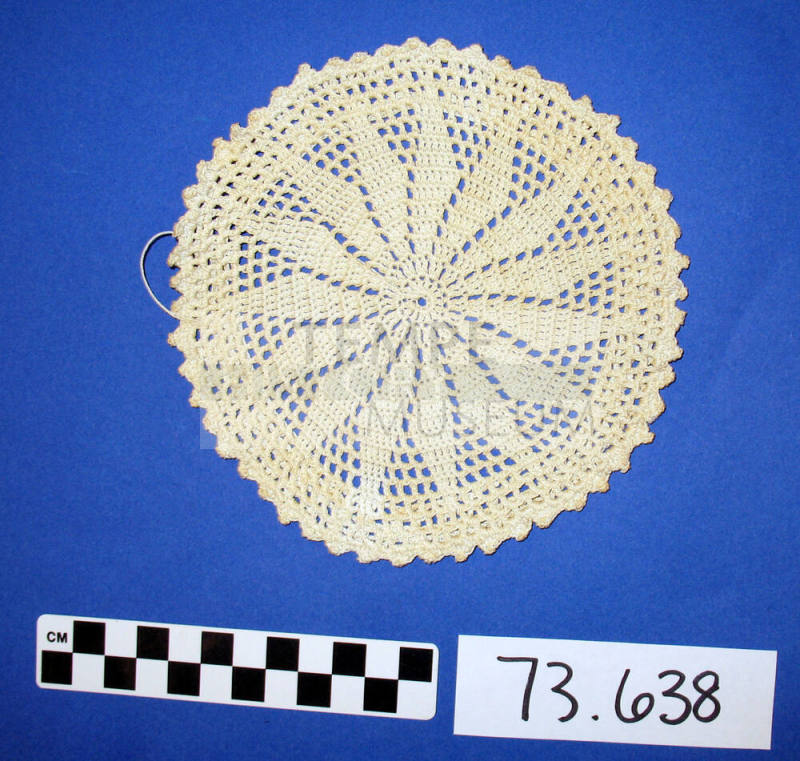 Crocheted cover for hot pad