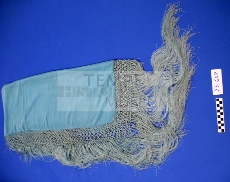 Lady's shawl