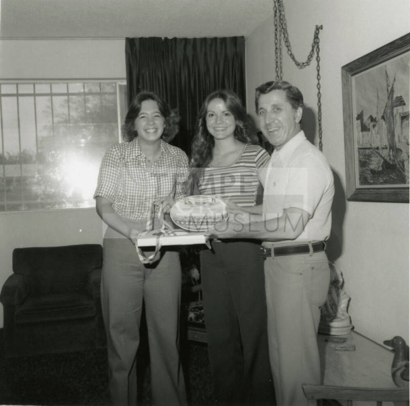 Making It Official - Sister City program - Tempe Daily News - July 27, 1978 - (2 of 2)