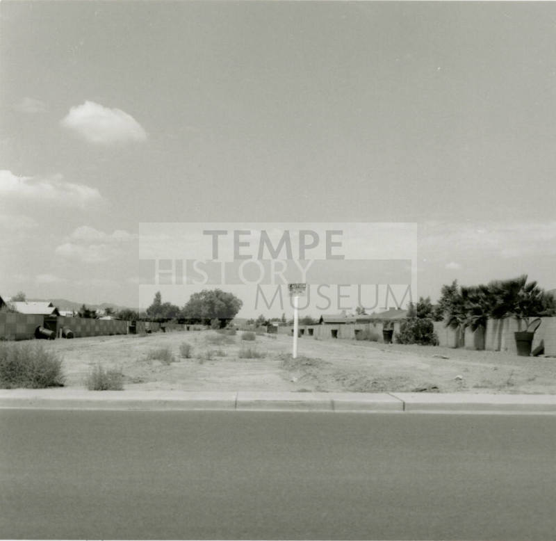 Dust Alley -- Tempe Daily News, August 3, 1978