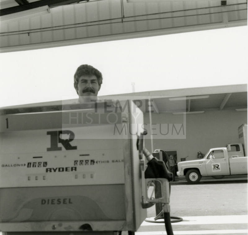 It's The Biggest - Tempe Daily News - August 15, 1978 - (3 of 3)