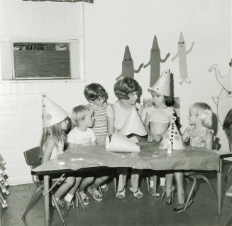 School Days For Tots Too - Tempe Daily News - August 15,1978