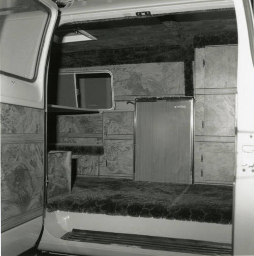 Vans Turn Into Recreational Vehicles - Tempe Daily News - August 18,1978 - (1 of 2)